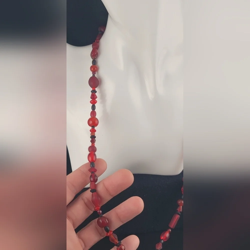 Vintage Red Glass & Wooden Beaded Necklace Single Stand-Stretchy